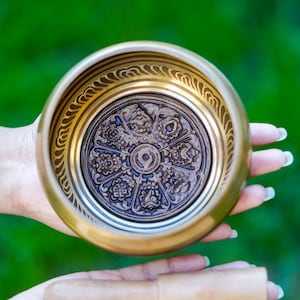Hand Carved Singing Bowl for sound healing | Singing Bowl for Chakra Healing and Meditation Bowl | Tibetan Bells