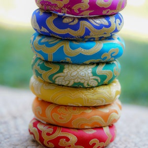 7 Chakra set Cushion for Singing Bowls.