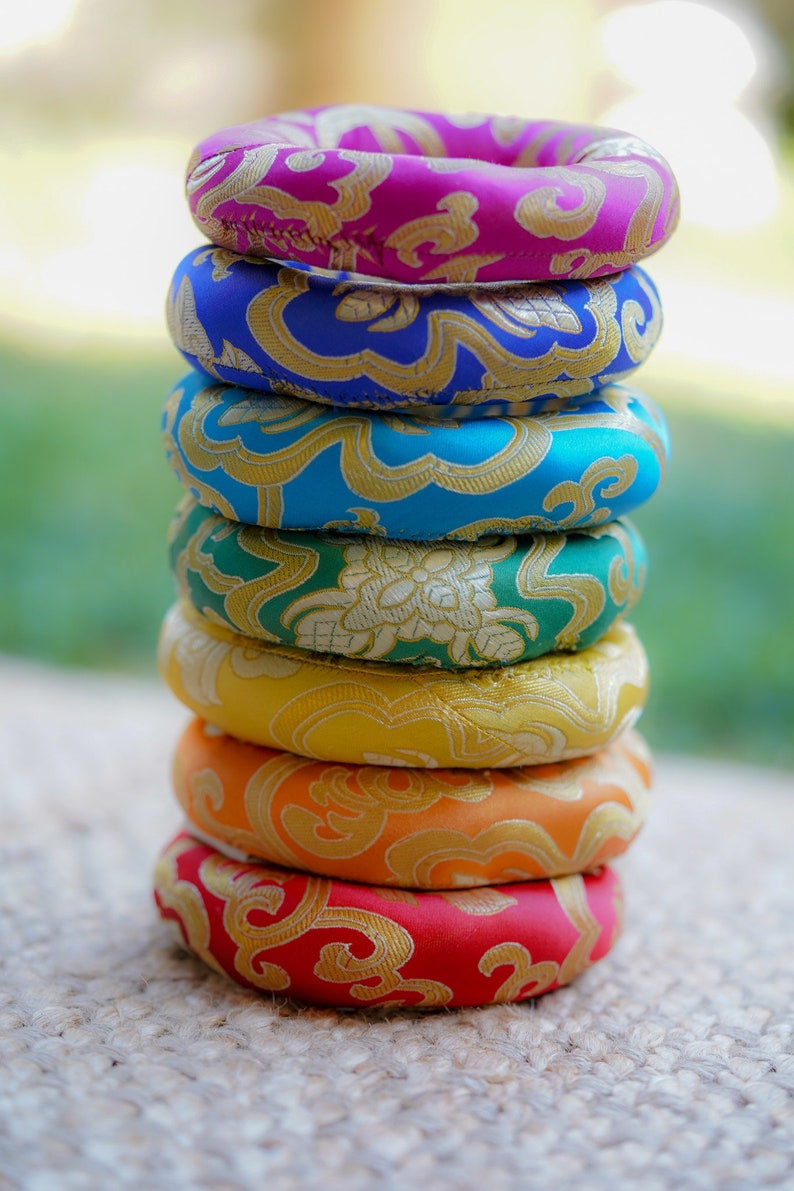 7 Chakra set Cushion for Singing Bowls.