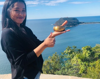 Handmade Singing Bowl for balancing chakra, yoga and meditation - Best Original Himalayas Bowl - FREE SHIPPING!
