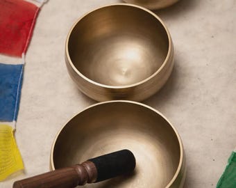 Tibetan Singing Bowl Set, Chakra Healing, Meditation, Sound Healing, 3 Bowls