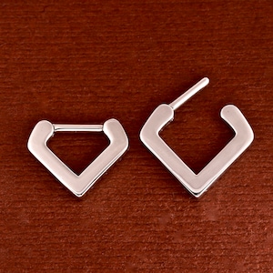 Septum  Clicker Ring, Daith Piercing Jewelry 316L Surgical Steel - 16gauge -  6mm or 8mm