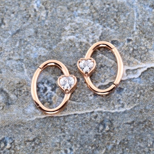 Beautiful Rose Gold Daith Clicker Ring Jewelry with Swarovski Heart cz. Rose Gold PVD over 316L Surgical Steel 16g - 7mm