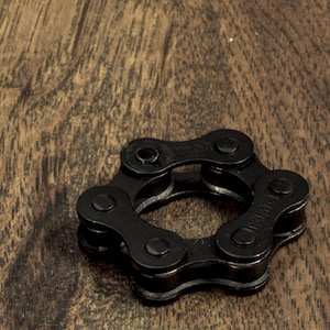 Linx - 6 Link Bike Chain Loop Fidget