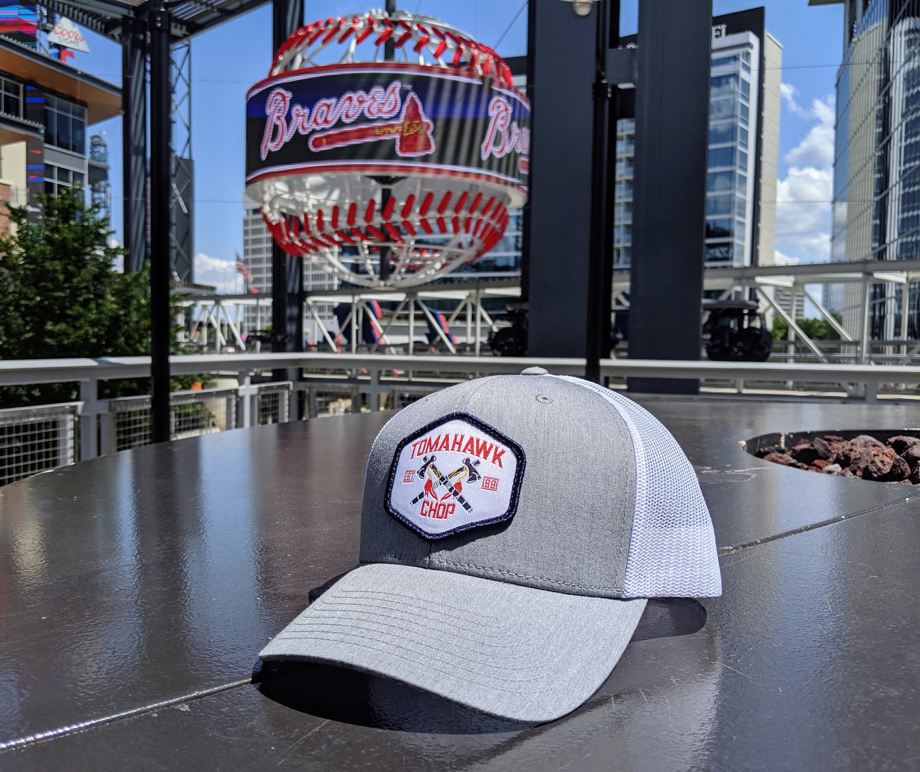 Braves hotsell trucker hat