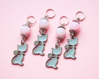 Set of markers for knitting "Cats" of 4 pcs. with pink beads