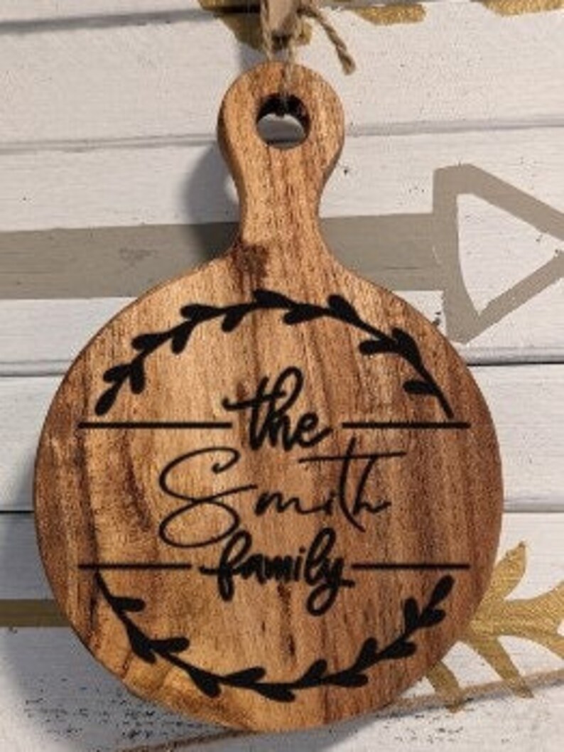 Acacia Round Personalized Wood Cutting Board - Etsy