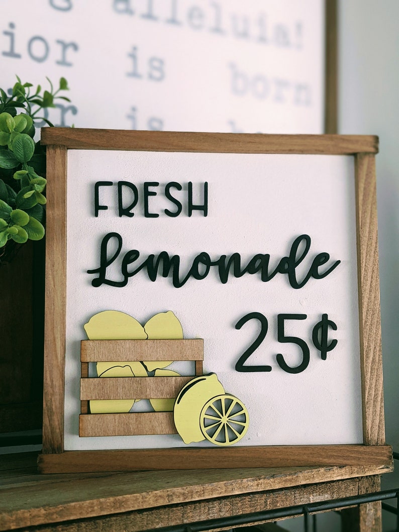 Fresh Lemonade sign image 1