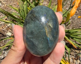 Natural Labradorite Palm Stone | Polished Labradorite Crystal | Flashy Pocket Stone | Healing Crystal Gift,A593