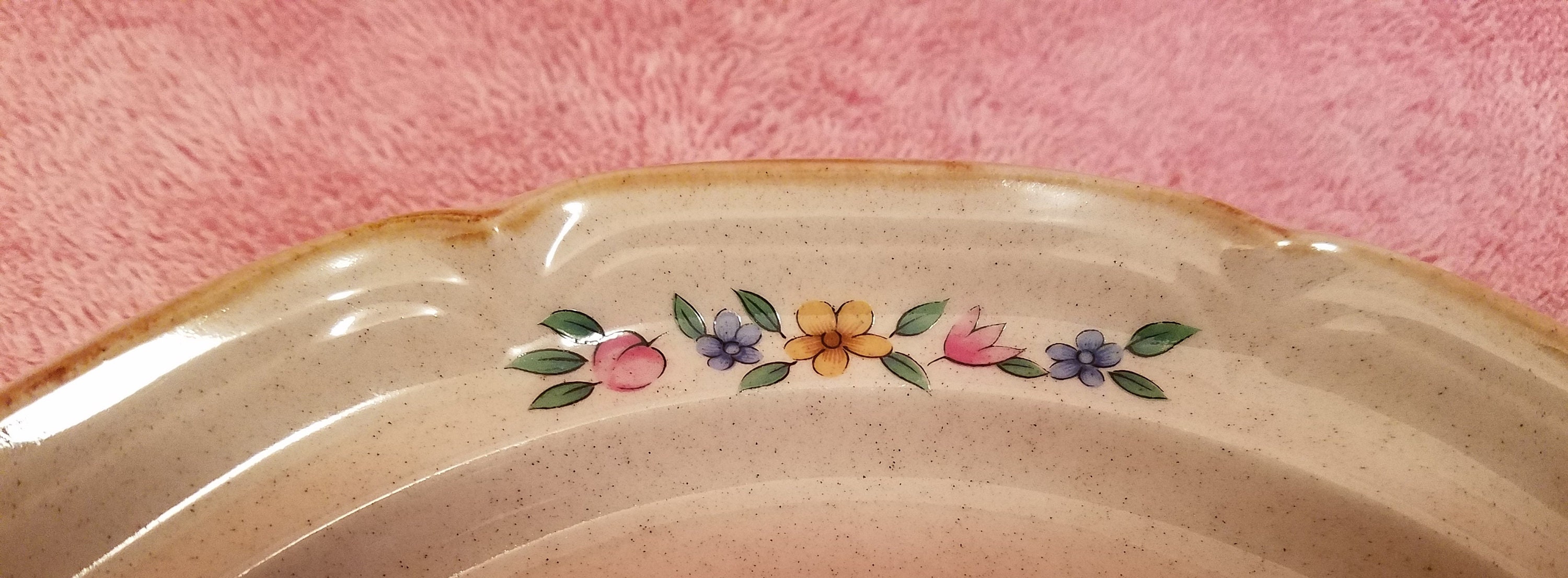 Heartland Village Salad or Cereal or Soup Bowl With Farmhouse Scene