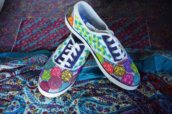 floral tennis shoes