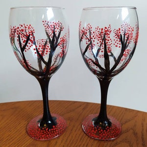 Painted wine glass - Southern Ladies Up To Something – The Berry Patch