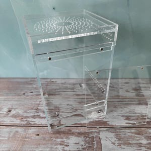 Jumping Spider Enclosure 4x4x6&quot; Stackable