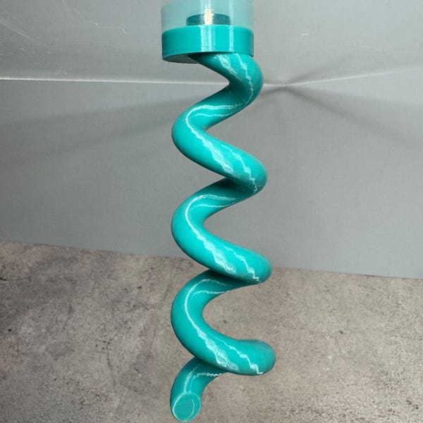 Hanging Spiral for Jumping Spider Encosures