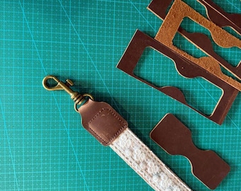 Lace Cotton Dog Leash with Crazy Horse Leather – Custom Embroidered Pet Lead – Boho Style