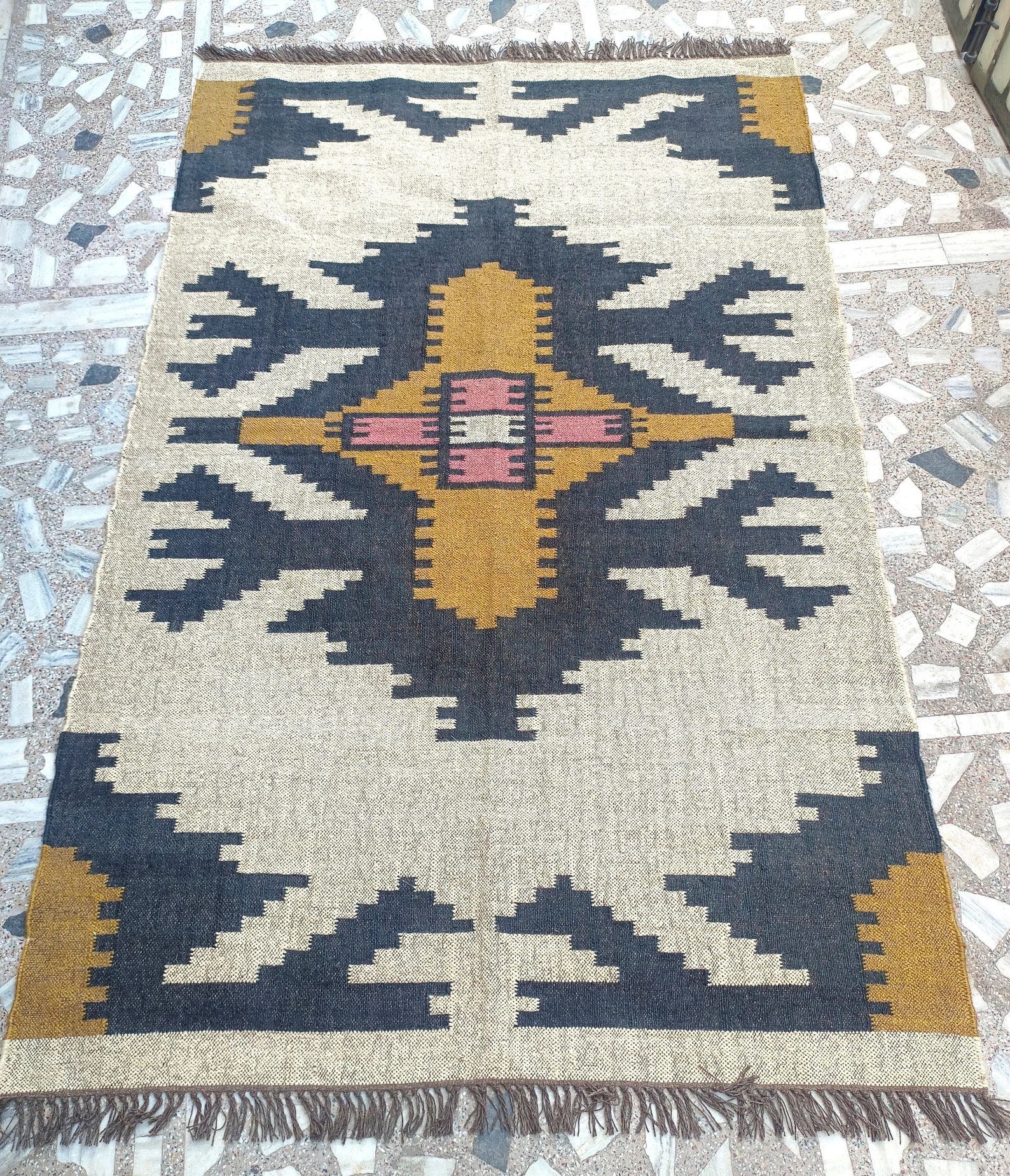 トルコの幾何学模様プリントウールジュートエリアラグ | オリエンタル