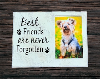Best Friends are Never Forgotten Pet sign with Photo Holder; Pet Sign; Pet Sympathy Gift; Dog photo holder; Pet memorial; Pet remembrance