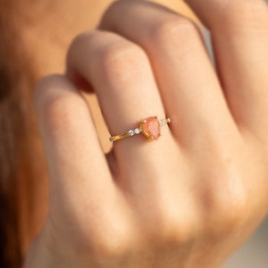 Dainty 14k gold pear sunstone promise ring for her, Unique minimalist sunstone engagement ring, Sunstone women ring gold, Gift for her ring