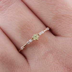 Small & dainty peridot promise ring for her, Womens minimalist yellow gold ring, Delicate promise ring, Unique womens gold peridot ring