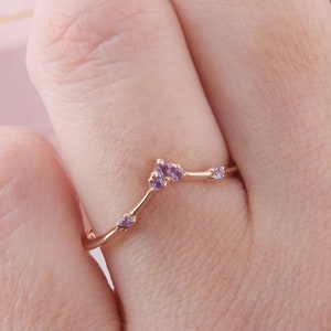 Simple & delicate amethyst curved wedding band, 14k rose gold chevron wedding band, V wedding band, Womens amethyst gold wedding band