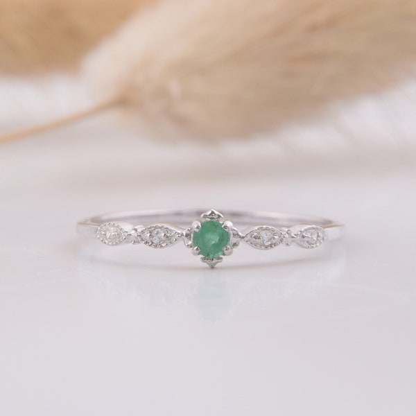 14k solid white gold delicate & small emerald promise ring for her, Antique victorian emerald minimalist engagement ring, Anniversary gift