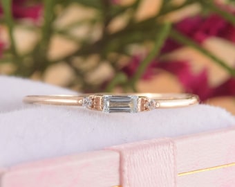 Womens Topaz Promise Ring, Yellow Gold Small Minimalist Ring, Dainty Promise Ring for Her, Blue Topaz Ring, Gold Delicate Ring,Topaz Jewelry