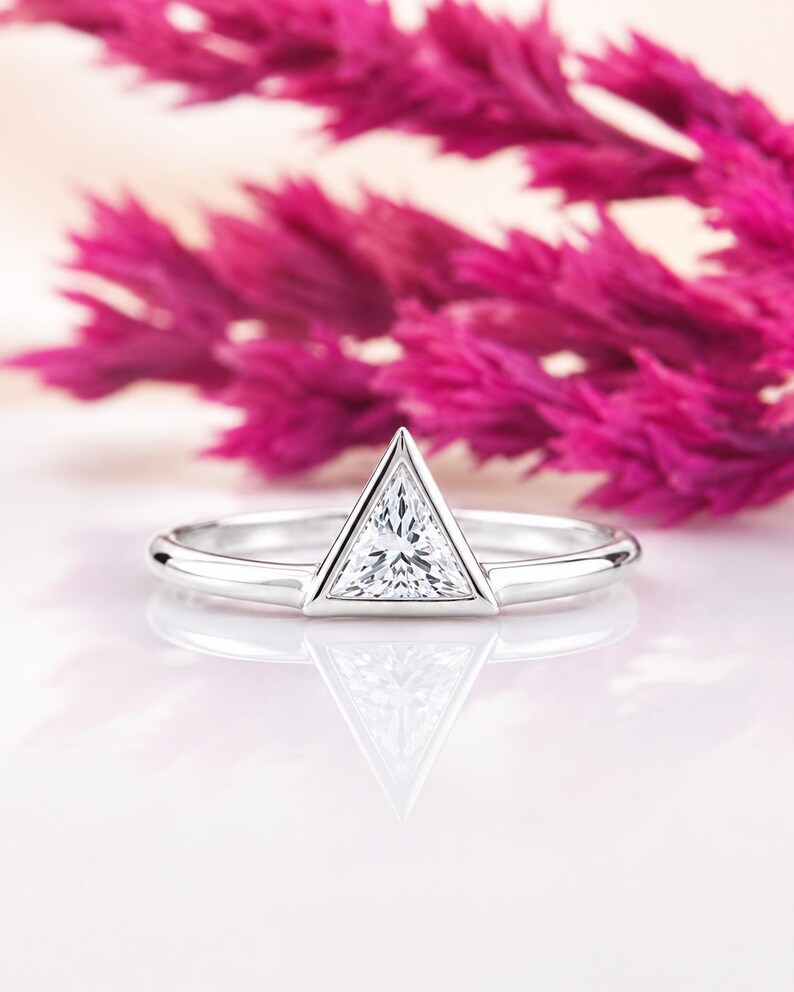 Minimalist 925 Sterling Silver Triangle CZ Ring, Modern Geometric Promise Ring for Her image 1