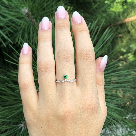 Emerald band ring white gold best sale