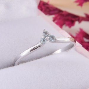 Womens blue topaz curved wedding band, Simple & delicate chevron wedding band, V wedding band, Sterling silver wedding band for her