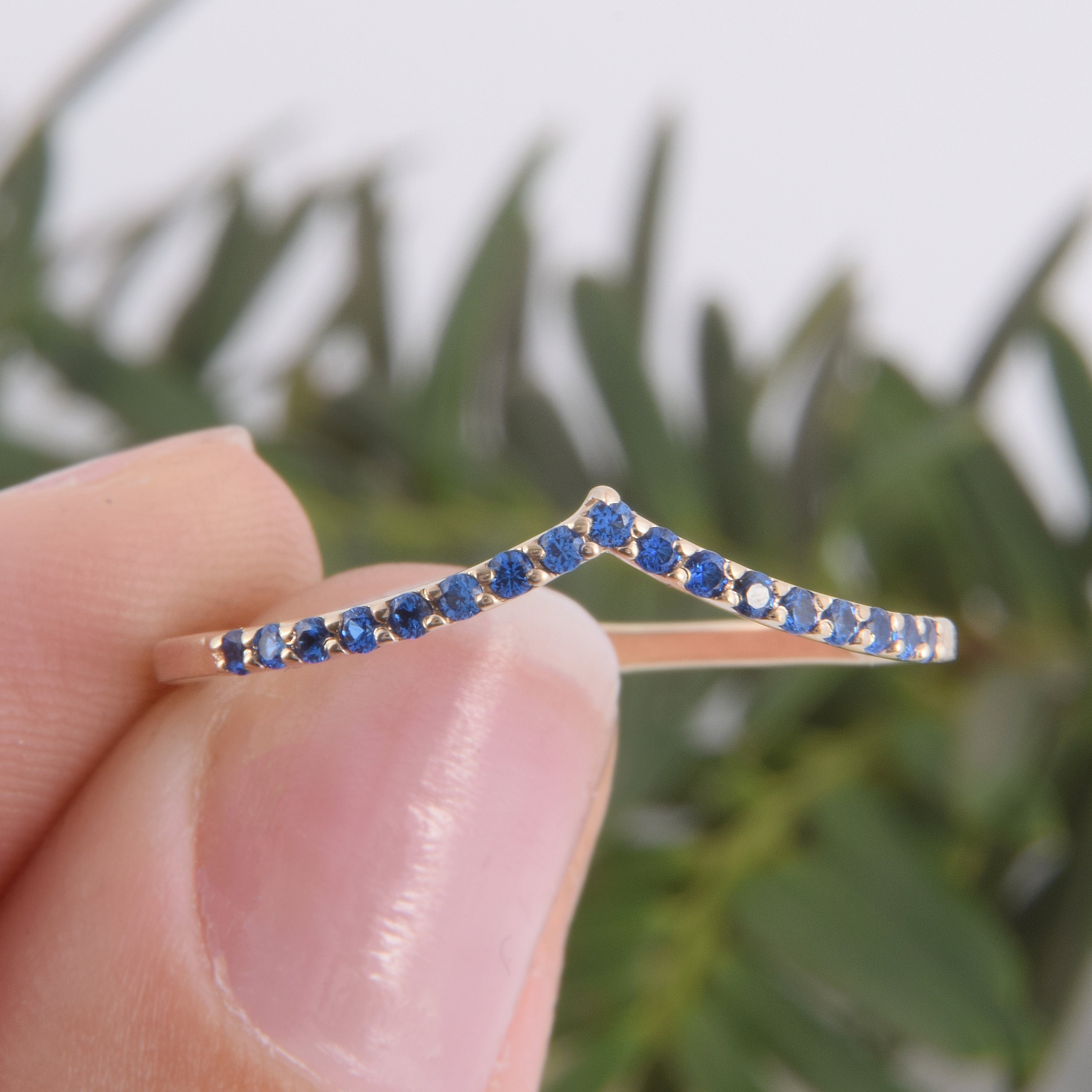 Delicate minimalist 14k yellow gold blue sapphire womens chevron wedding band, Unique small & dainty V shaped curved sapphire wedding band