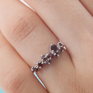 Dainty 925 sterling silver garnet cluster wedding ring, Unique red garnet cluster engagement ring, January birthstone, Promise ring for her