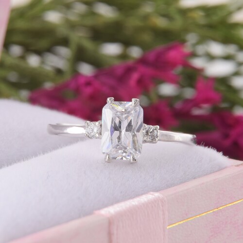 Unique 925 Sterling Silver Emerald Promise Ring for Her - Etsy