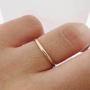 Bague en or 14 carats, bague en or, bague en or 14 carats, alliance, jonc en or 14 carats, demi-rond, bague à superposer, bague en or massif, bagues en or, 14 carats