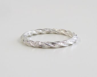 Silver Band, Silver Ring, Twist Silver Ring, Dainty Silver Ring, Sterling Silver Ring, Stacking Ring, Pattern Silver Ring, Wedding Band