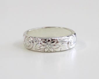 Silver Ring, Silver Floral Ring, Thick Silver Ring, Sterling Silver Ring, Silver Stack Ring, Pattern Silver Ring, Wedding Band, Vintage Ring
