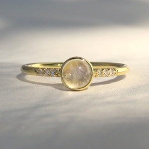 Moonstone Ring, Gold Moonstone Ring, Rainbow Moonstone Ring, Engagement Ring, 14k Solid Gold Ring, June Birthstone Ring, Promise Ring