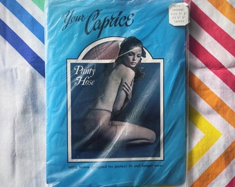 Vintage 1960s Deadstock Your Caprice Suntan Pantyhose- Average