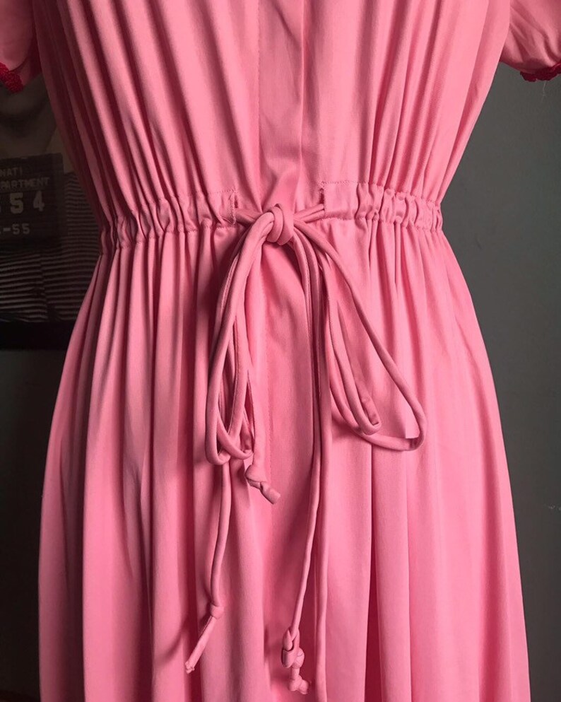 Size Medium Vintage 1960/'s Vanity Fair Hostess Gown Hot Pink Zip Up Nightgown