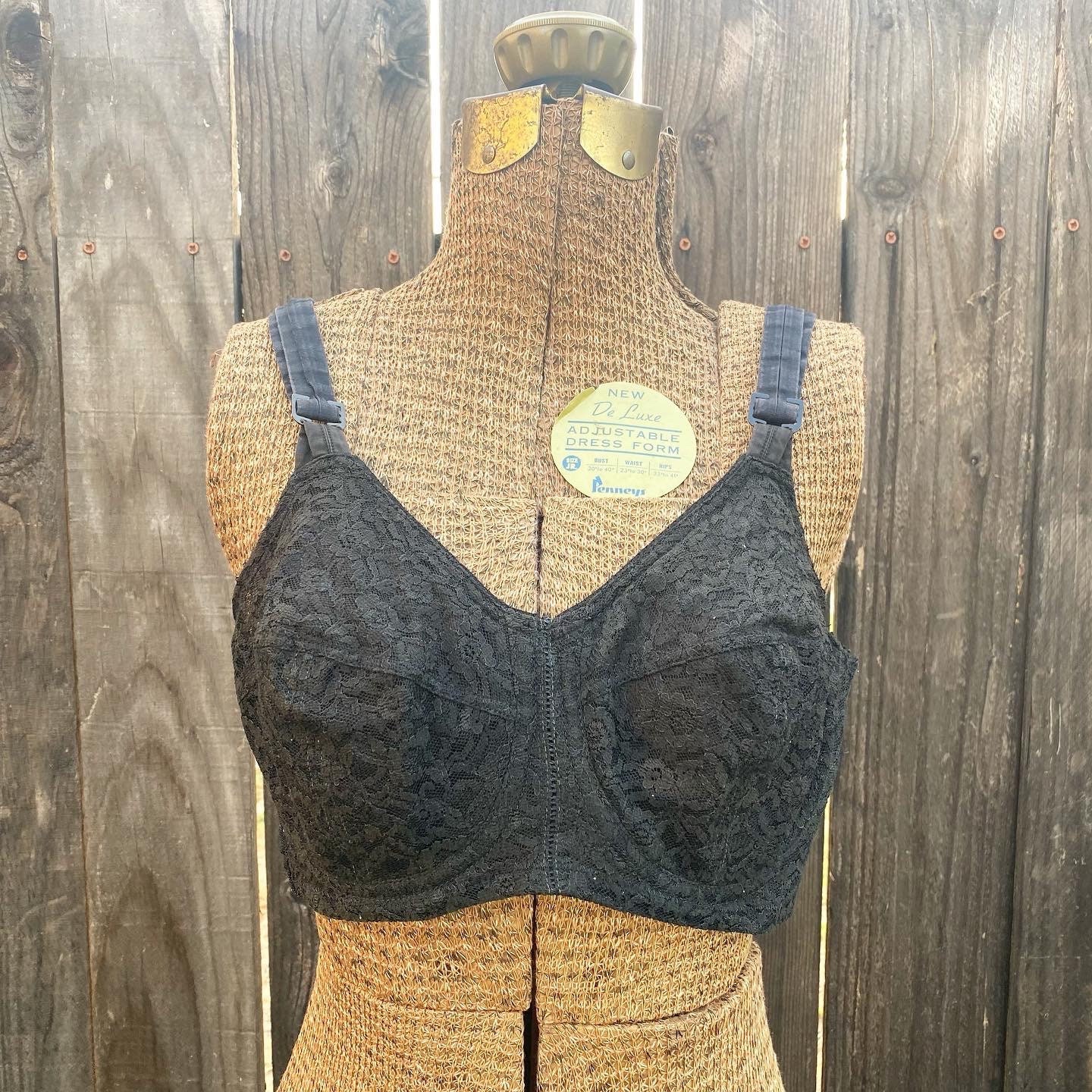 Vintage Pre-lude Maidenform Made in Italy by Si Si Black Eyelet Bra Size 32  C Ladies 1950s Pin up Rockabilly Embroidered Bullet Bra -  Israel