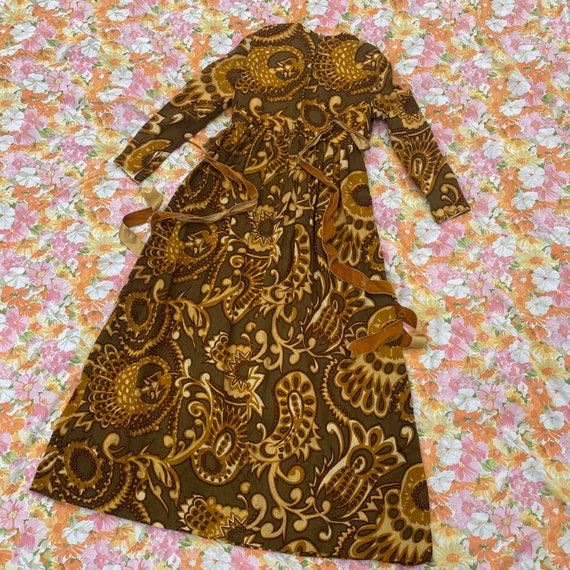 Vintage 1960s Paisley Swirl Full Length Dress- Bi… - image 3