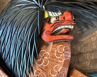 Tomita Show による浮世絵 (Lion Dance in Ueda) Japanese Ueda Shishi (Lion Dance) Signed Hard Wood Relief Colored Carving Panel. Very rare.