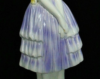 Constantin Holzer-Defanti Manner German Art Deco Porcelain Figure Statuette. Marked.