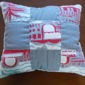 Vintage 1950 Quilted Pillow Machine Pieced Nine Square Quilt Block Muslin Back