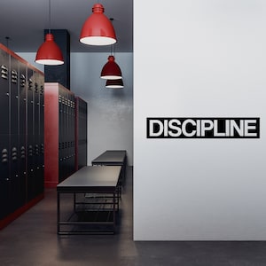 Naklejka ścienna motywacyjna DISCIPLINE Cytat do wystroju domu, biura, siłowni, pozytywnego nastawienia, inspirująca afirmacja, zobowiązanie