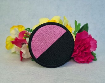 Anarchist (Queer Anarchism) flag circle patch. Iron on, Velcro or Sew on! Anarchy - Anarchist - Anarcho-Syndicalism