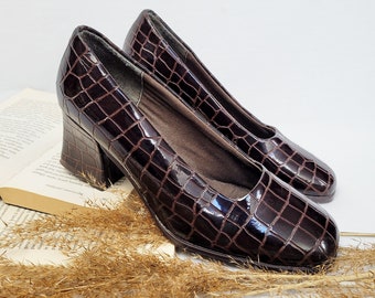 Tacchi laccati marroni retrò, scarpe a punta quadrata con stampa rettile marrone vintage anni '90, EU 38 UK 5 US 7