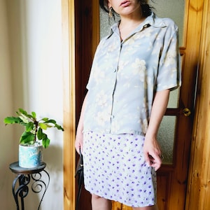 90s vintage grey floral print minimalist blouse top