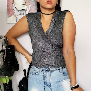 Vintage top for woman, Vintage 90s shimmer silver knitted sleeveless top, retro clothes, 1990 clothing, retro woman clothing