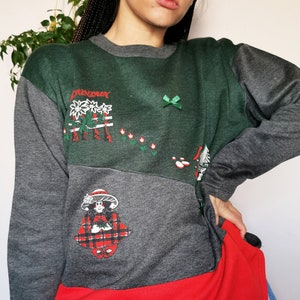 Vintage crewneck jumper,  Vintage 90s Christmas color block sweatshirt top with print, retro woman clothing