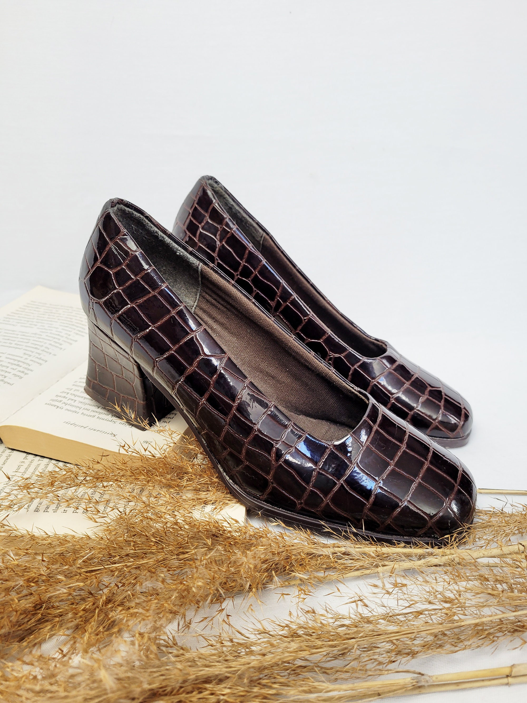 Retro Brown Lacquer Heels, Vintage 90s Brown Glossy Reptile Print